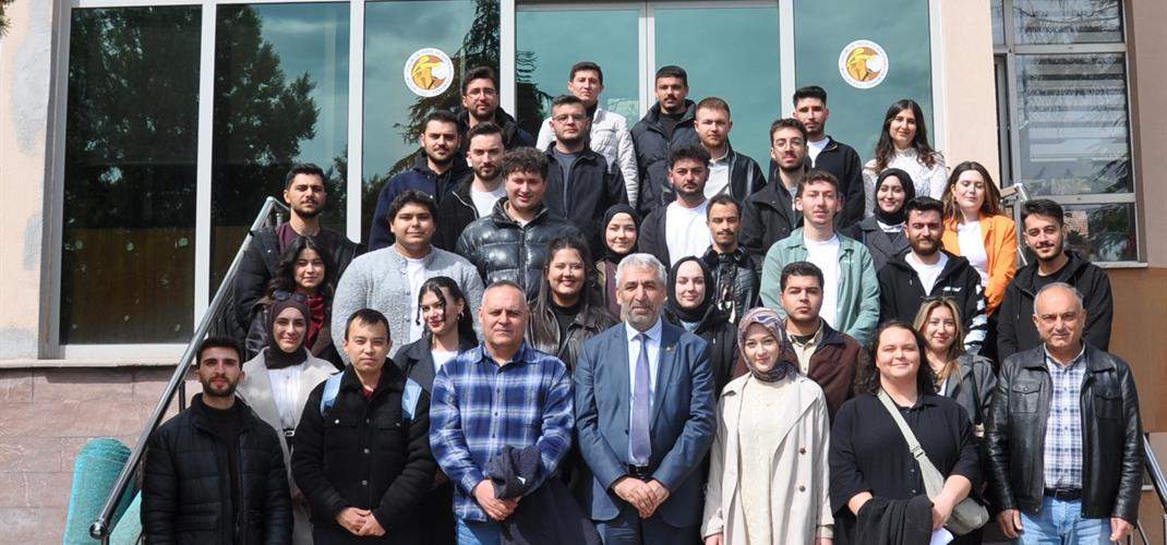 ​  ZİRAAT FAKÜLTESİ ÖĞRENCİLERİ MÜDÜRLÜĞÜMÜZÜ ZİYARET ETTİ