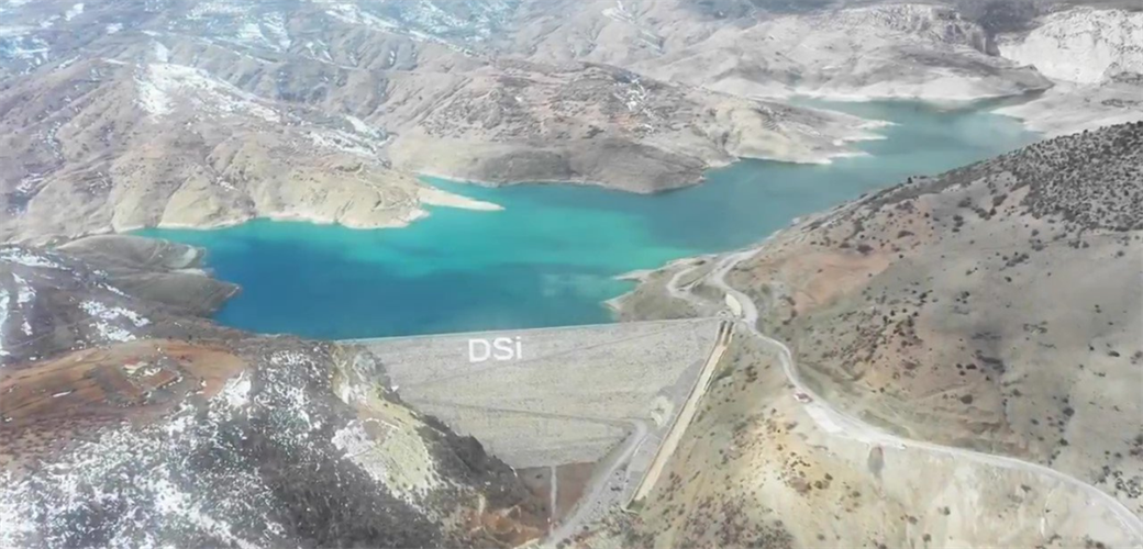 KONYA GÖKSU HAVZASI'NDAKİ YAMAÇ ARAZİLERİN SULANMASI İÇİN BORU DÖŞEME İMALATI TAMAMLANDI