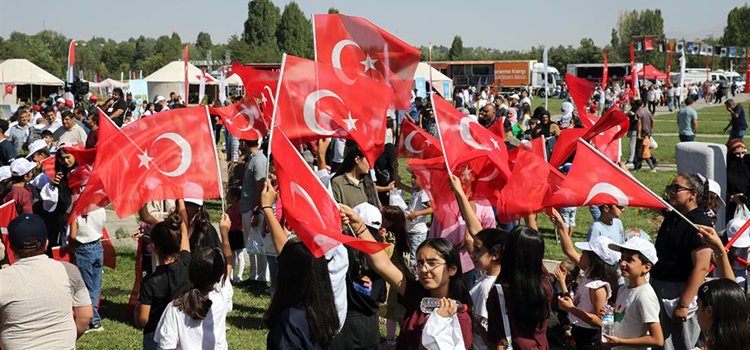 MALAZGİRT: TÜRK MİLLETİ’NİN ANADOLU'DAKİ VARLIĞINI TESCİLLEYEN TARİHİ BİR DÖNÜM NOKTASI