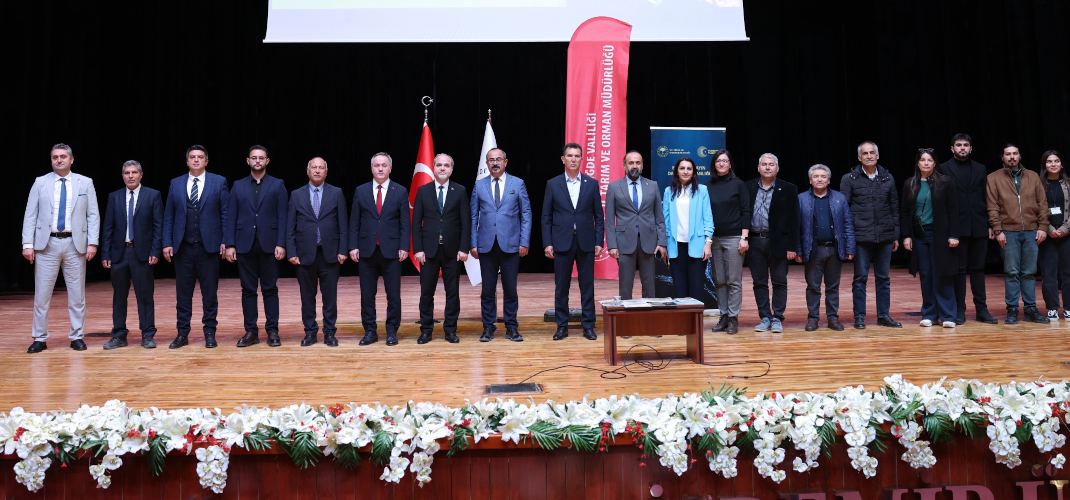 YEŞİL YAKALILARIN SON DURAĞI ÖMER HALİSDEMİR ÜNİVERSİTESİ OLDU