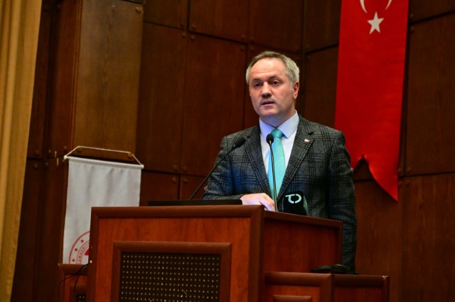 Gelecek yeşil yakalıların