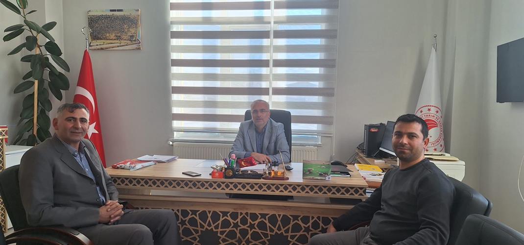 Ardahan Koyun ve Keçi Yetiştiriciliği Birliği Başkanı Murat GÜNDÜZ, Müdürümüz Sinan AYDIN'I Makamında Ziyaret Etti