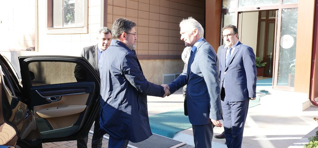 Bakan Yardımcımız Sayın İbrahim YUMAKLI 20/12/2022 Tarihinde Başkanlığımızı Ziyaret etti.